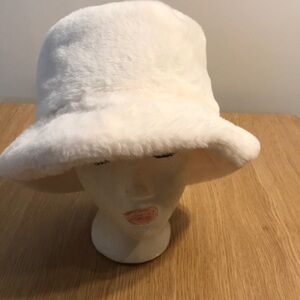 White Faux Fur Bucket Hat